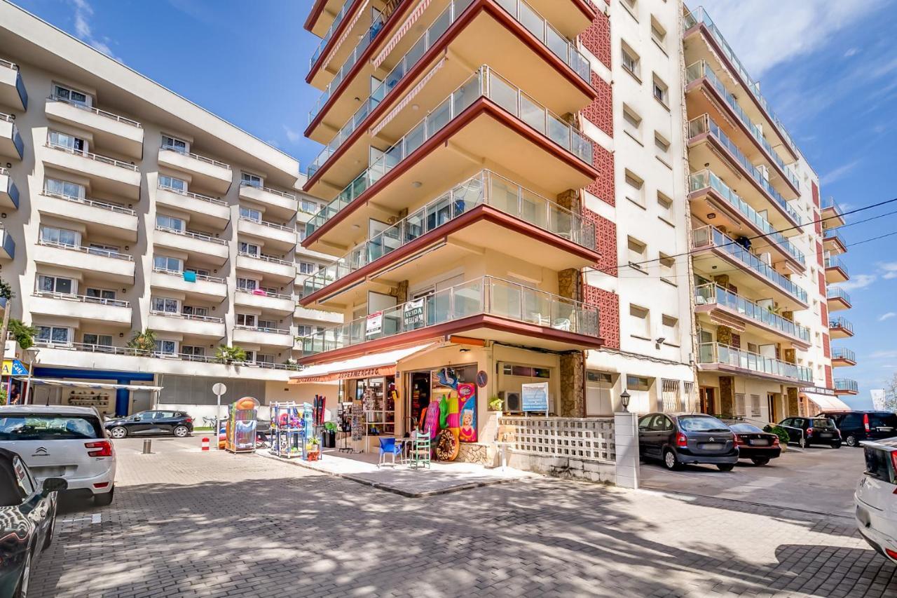 Hauzify I Apartament Rosa Dels Vents Santa Susanna Kültér fotó